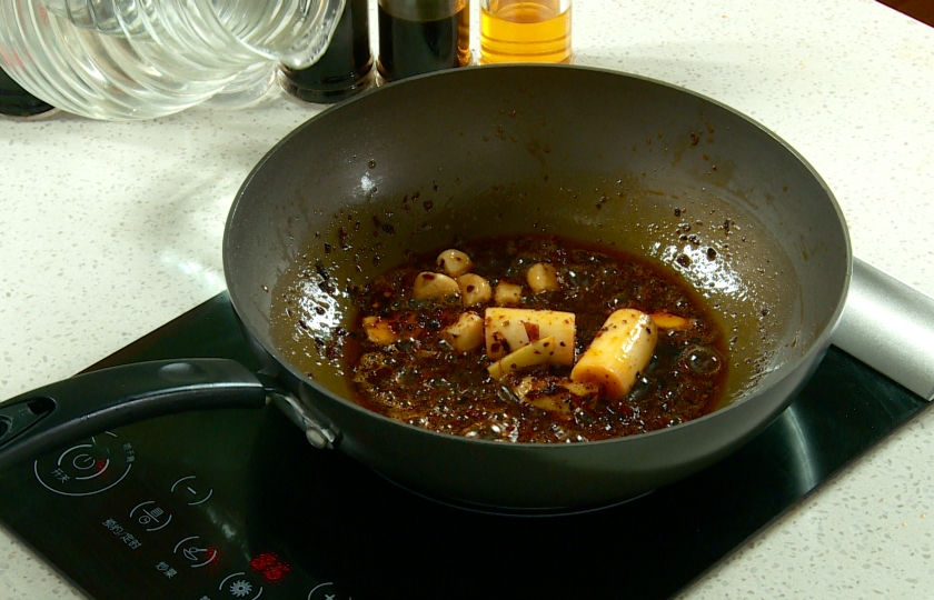 Fish Head Hot Pot COOKING STEP 4