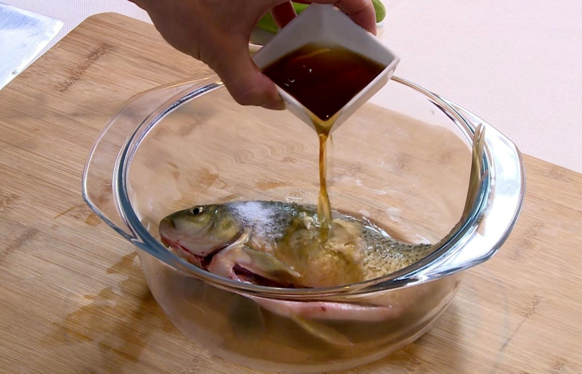 Chinese Steamed Fish COOKING STEP 2