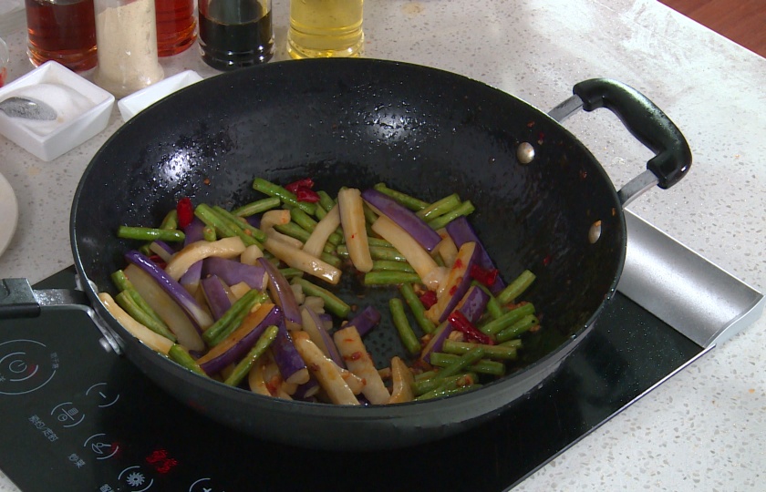 Eggplant String Bean Stir-fry COOKING STEP 5