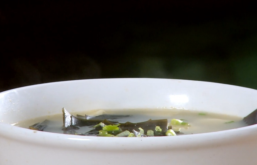 Seaweed Tofu Soup COOKING STEP 7