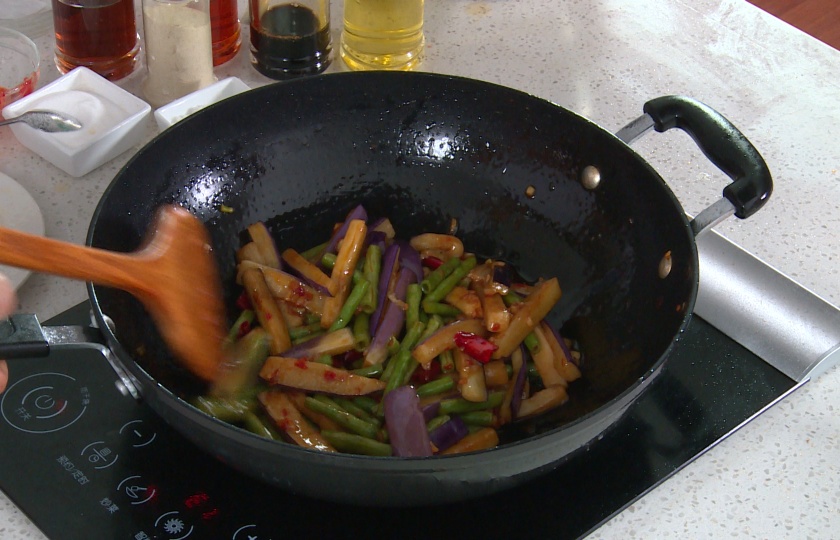 Eggplant String Bean Stir-fry COOKING STEP 7