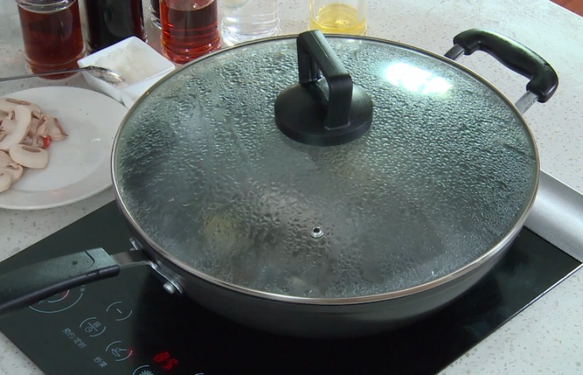 Seaweed Tofu Soup COOKING STEP 4