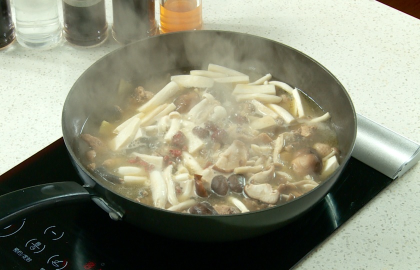 Chicken Hot Pot COOKING STEP 6