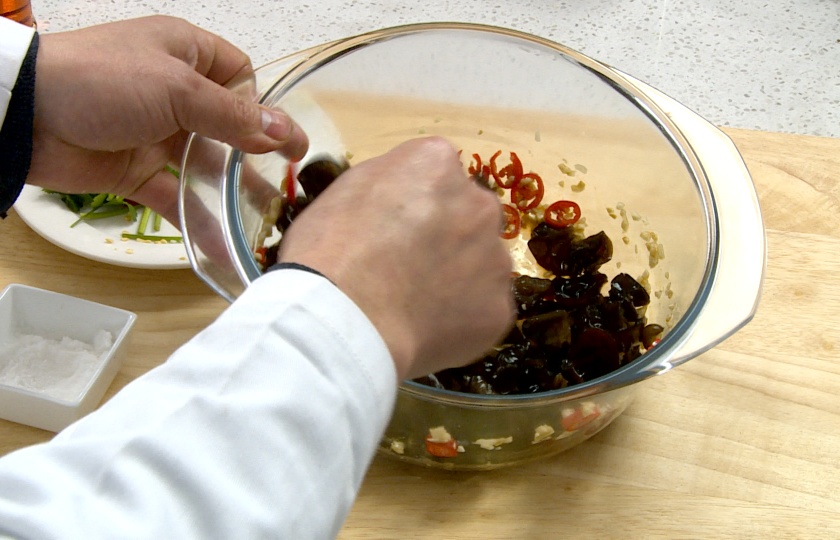 Wood Ear Mushroom Salad COOKING STEP 6