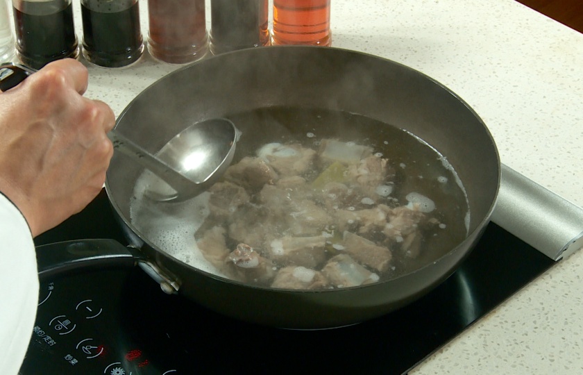 Yam And Pork Ribs Soup COOKING STEP 4