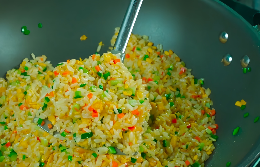 egg fried rice COOKING STEP 6