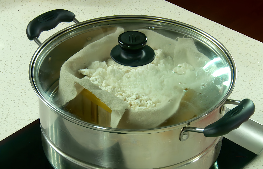 Steamed flour