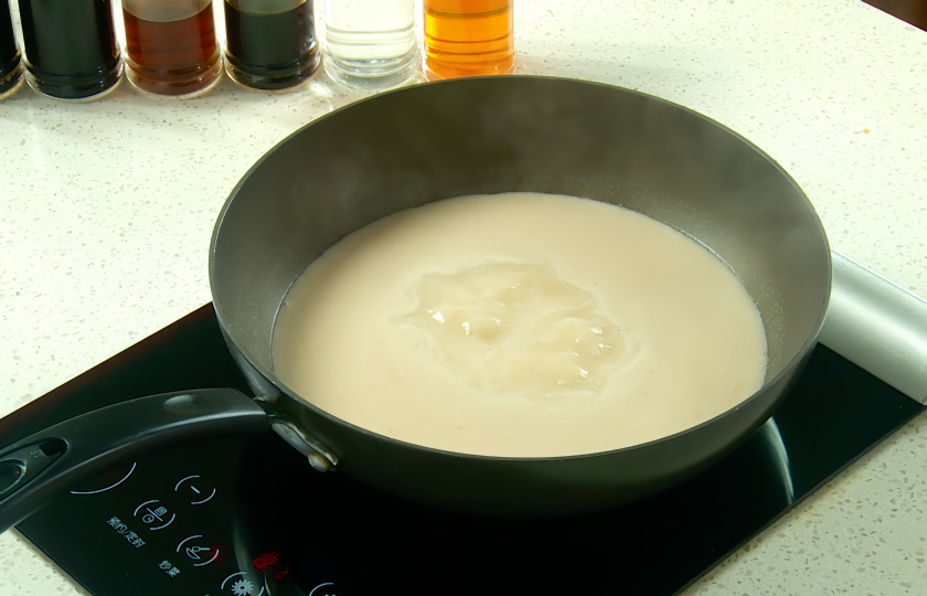 Boil walnut juice