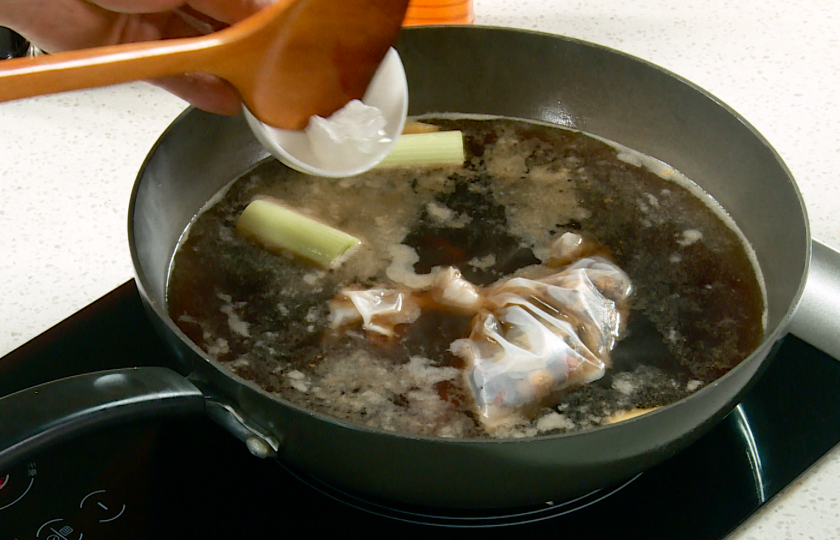 Boil with rock sugar