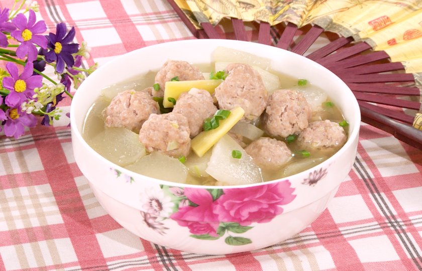 Winter Melon Meatball Soup