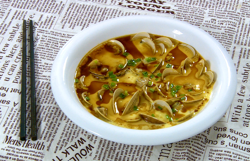 Chinese Steamed Eggs With Clams