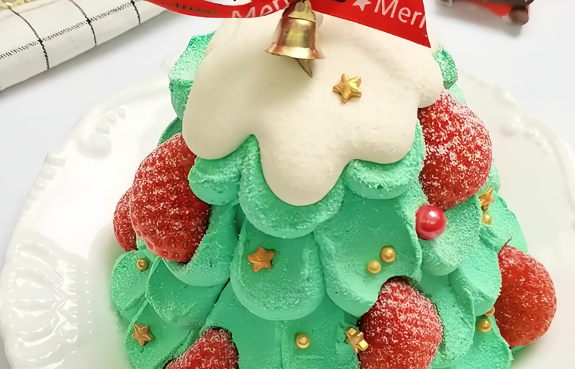 Holiday Treats Feature Little Debbie Christmas Tree Cakes