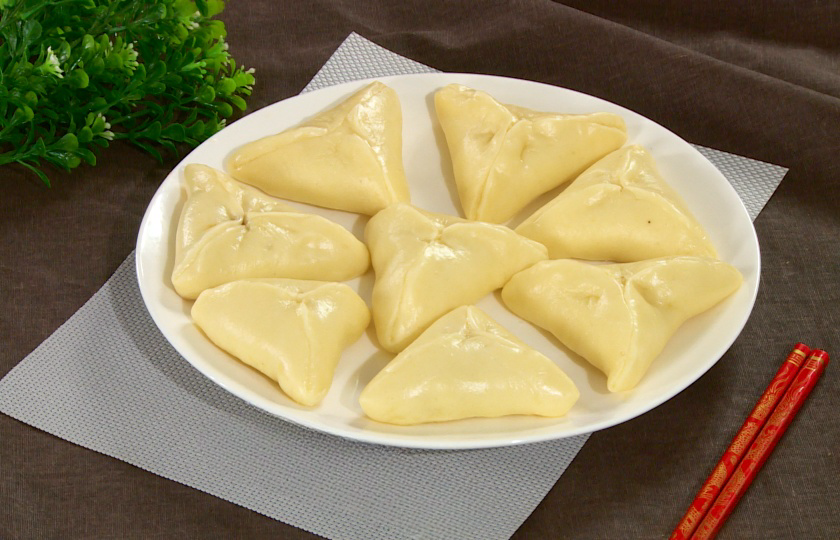 Chinese Sugar Triangles