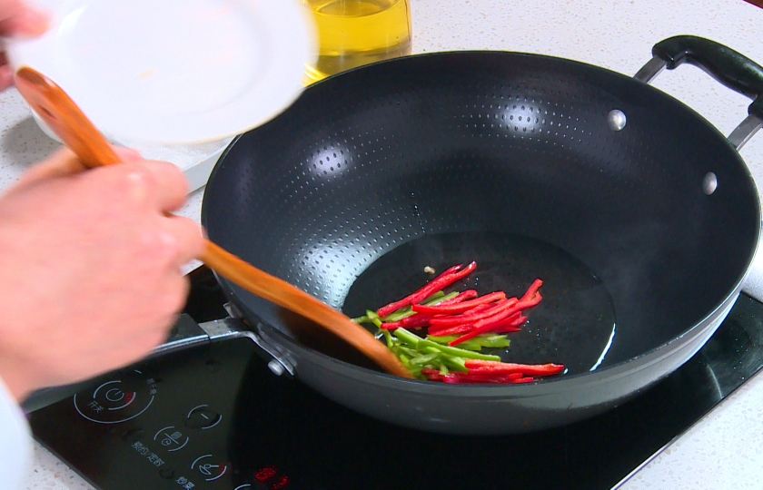 Stir-fry pepper shreds