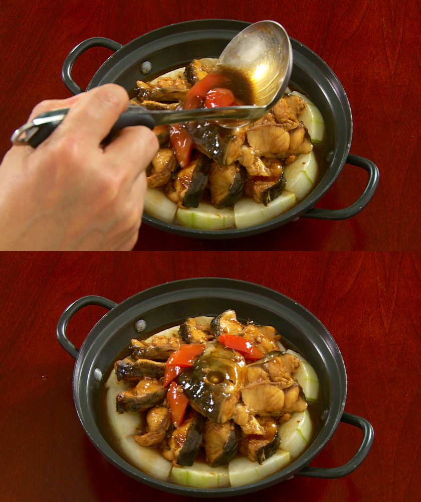 Spread the winter melon on a dry pot