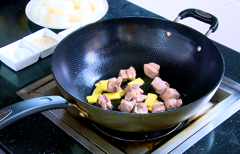 Stir-fry ribs