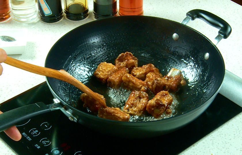 Coat ribs with glaze