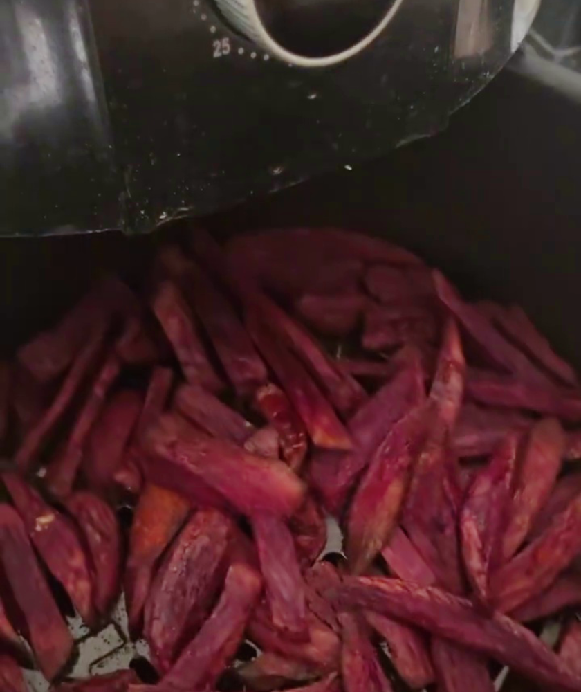 Bake purple sweet potato