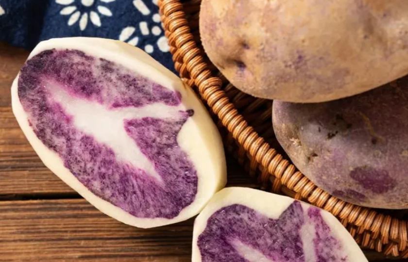 Curious about whether the insides of purple potatoes should be purple?