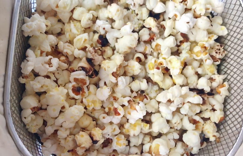 Popcorn in Air Fryer: Crispy and Delicious