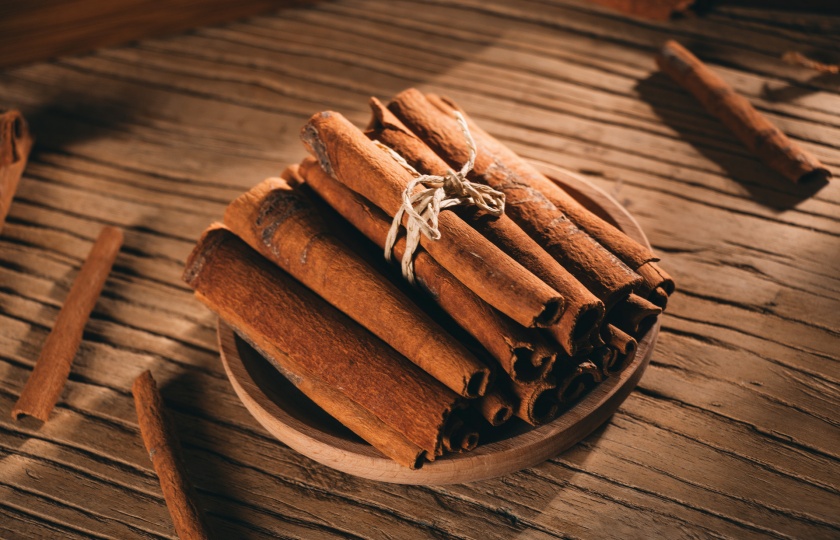 Explore the Versatile Uses of Cinnamon in Cooking and Its Benefits