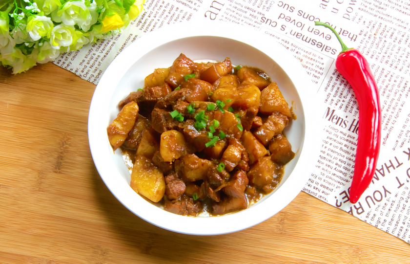 Braised Pork with Potatoes