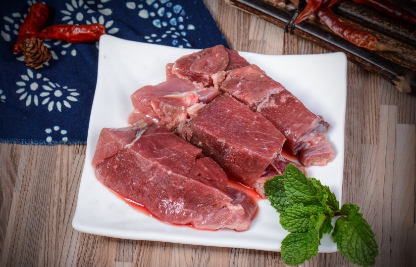 New to odd beef cuts? Discover What is Beef Cheek Meat