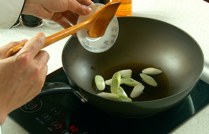 Fry scallions