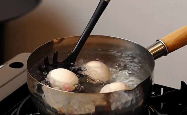 Boiled eggs