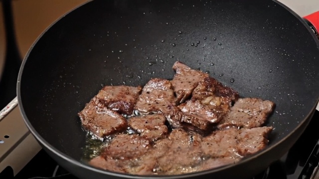 Fry the beef